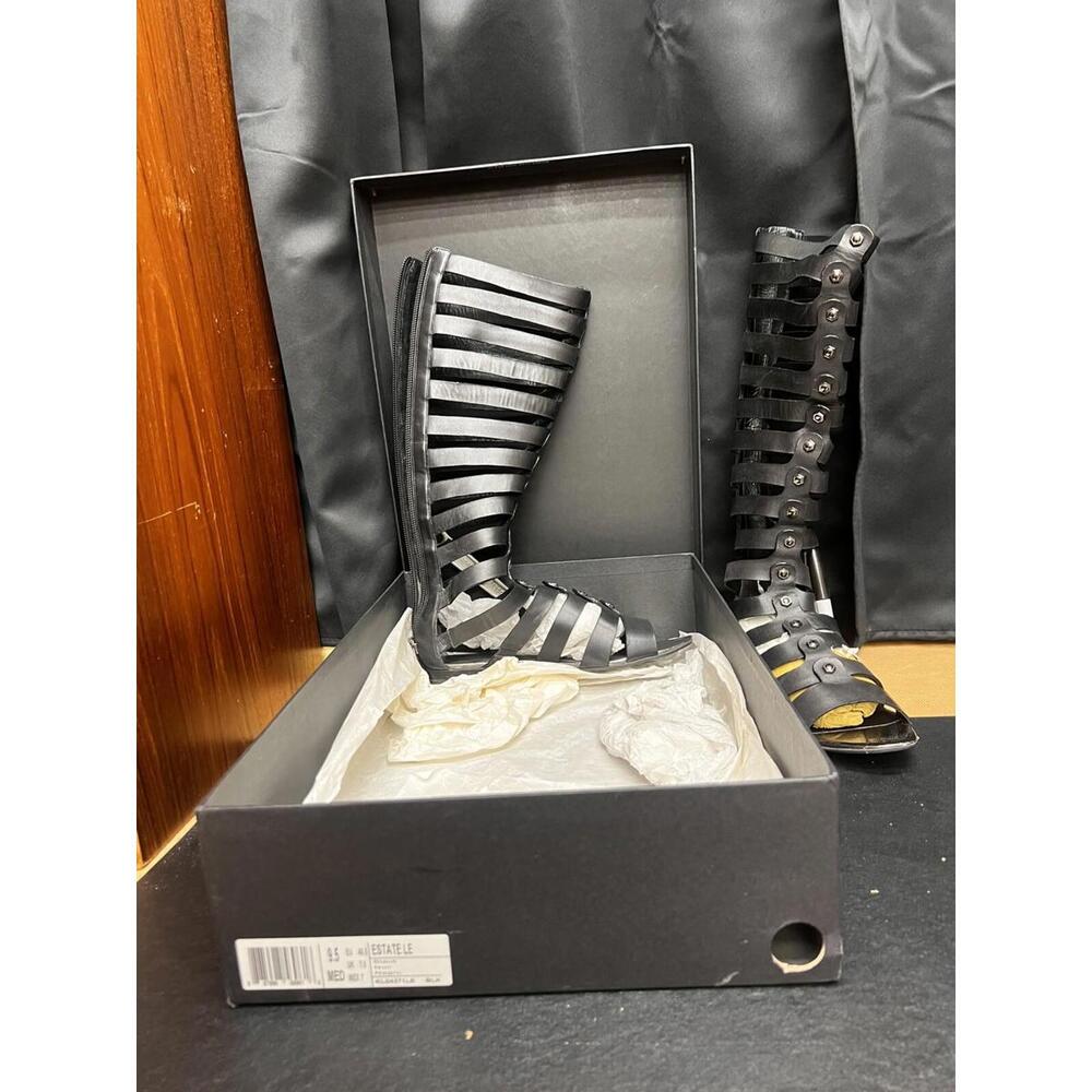 Kenneth Cole New York Estate Knee High Gladiator Sandal Women’s 9.5 With Box